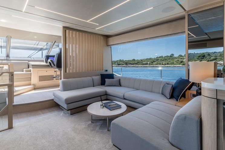 Charter Yacht ASCEND - Sunseeker 23m - 4 Cabins - Split - Dubrovnik - Hvar - Croatia
