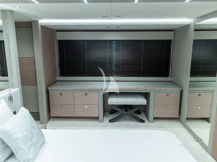 ASCEND Sunseeker 23m - master cabin work area ASCEND Sunseeker 23m - master cabin work area