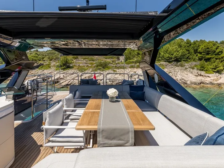 ASCEND Sunseeker 23m - sundeck dining area shaded ASCEND Sunseeker 23m - sundeck dining area shaded