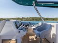 ASCEND Sunseeker 23m - sundeck helm ASCEND Sunseeker 23m - sundeck helm
