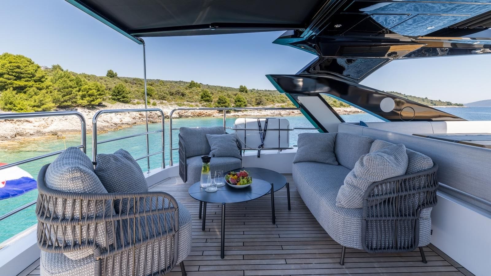 Charter Yacht ASCEND - Sunseeker 23m - 4 Cabins - Split - Dubrovnik - Hvar - Croatia