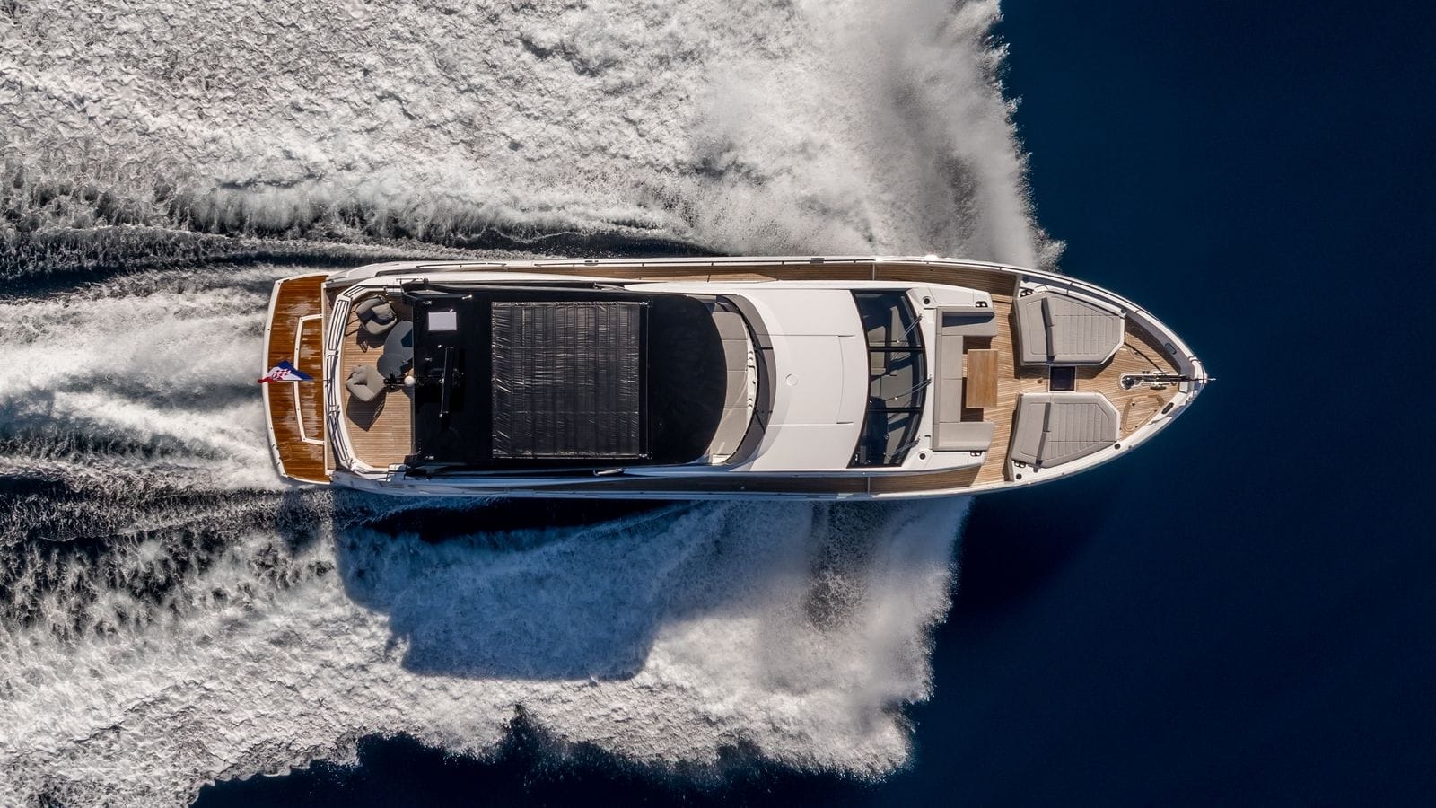 Charter Yacht ASCEND - Sunseeker 23m - 4 Cabins - Split - Dubrovnik - Hvar - Croatia