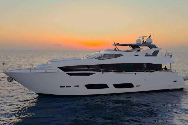 Charter Yacht ACCIDENTAL SUCCESS II - Sunseeker 95 - 5 Cabins - St Kitts - St Martin - St Barths - Leewards - Caribbean