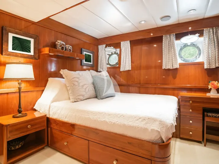 ASKARI Sermons 32m - VIP cabin 1 ASKARI Sermons 32m - VIP cabin 1