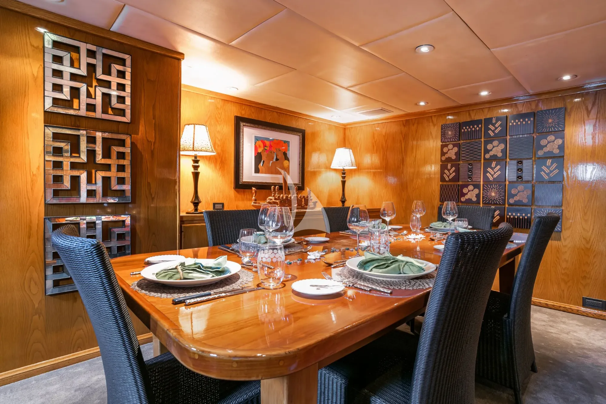 ASKARI Sermons 32m - main dining area indoor