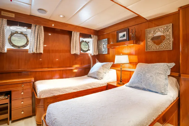 Charter Yacht ASKARI - Sermons 32m - 5 Cabins - Tahiti - French Polynesia