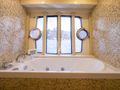 ASTARTE Ferretti 83 - master cabin bathtub ASTARTE Ferretti 83 - master cabin bathtub