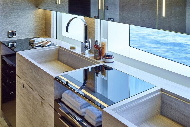 Charter Yacht ASYA - Heesen 47m - 5 Cabins - Amalfi Coast - St Tropez - Naples - Sicily - Monaco - Cannes- Sardinia