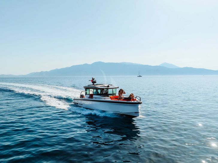 AT ONE Ferretti Custom Line Navetta 30 - chase boat cruising AT ONE Ferretti Custom Line Navetta 30 - chase boat cruising