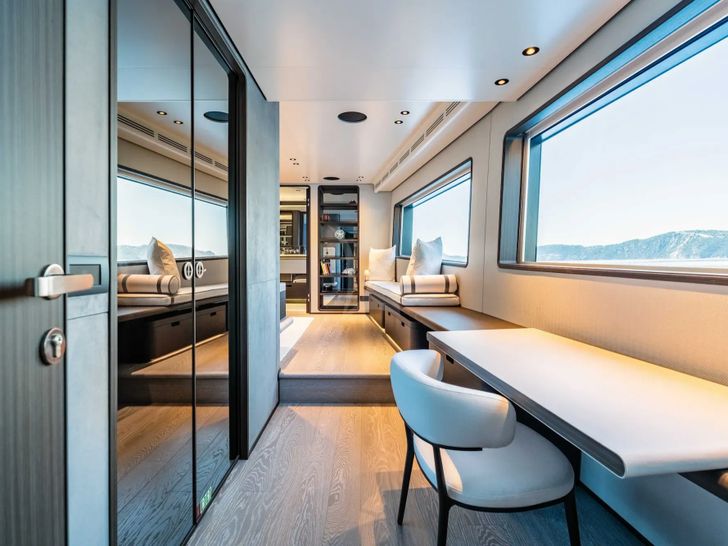 AT ONE Ferretti Custom Line Navetta 30 - master cabin study AT ONE Ferretti Custom Line Navetta 30 - master cabin study