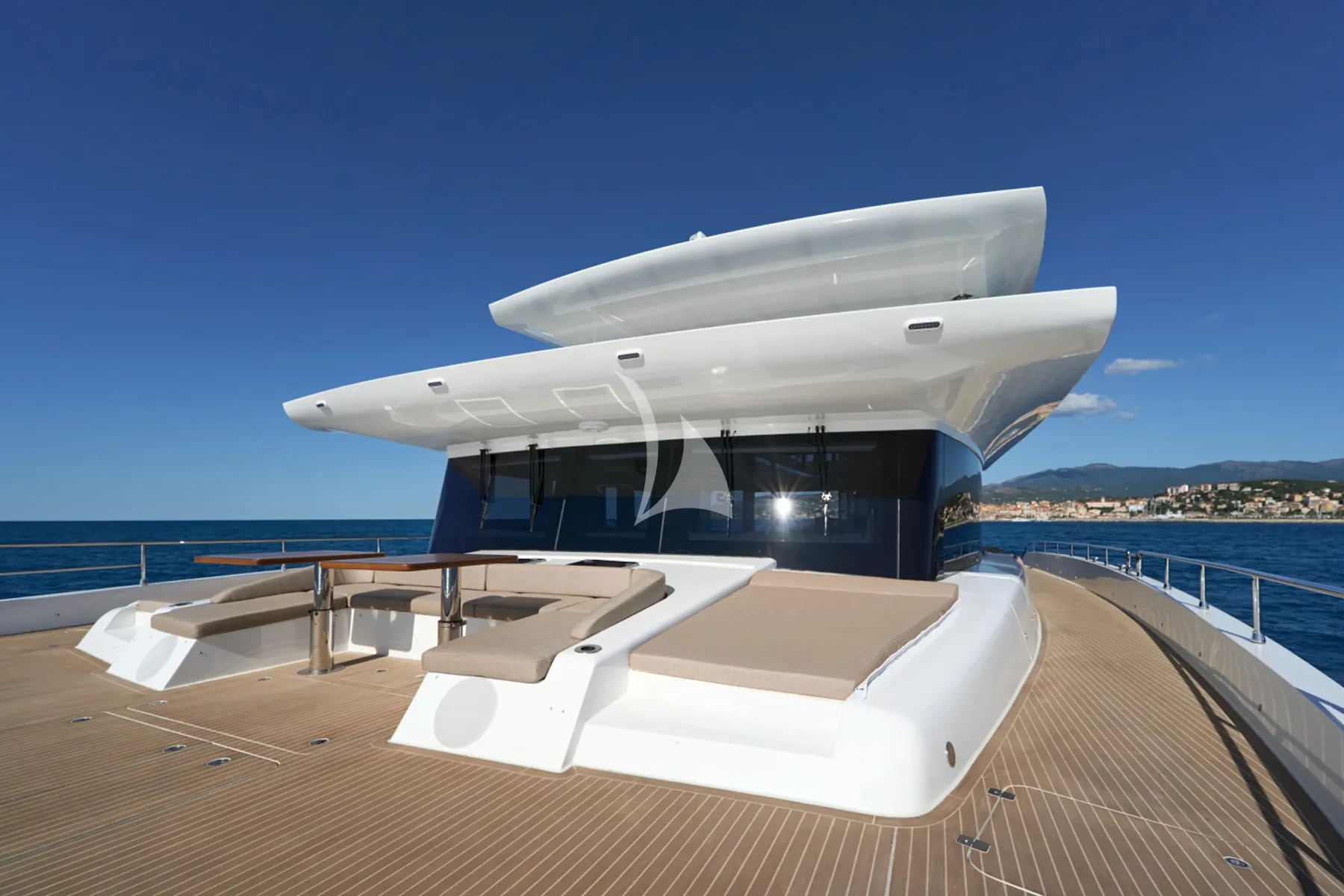 Charter Yacht ATRAVERSIA - VisionF E-Cat 80 - 4 Cabins - Cannes - St Tropez - Nice - Antibes - French Riviera