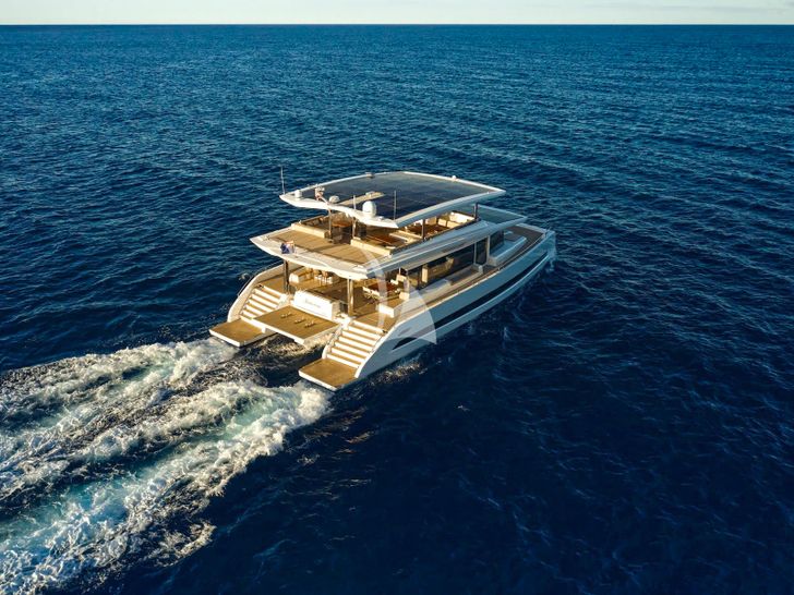 ATRAVERSIA Silent Yacht running ATRAVERSIA Silent Yacht running