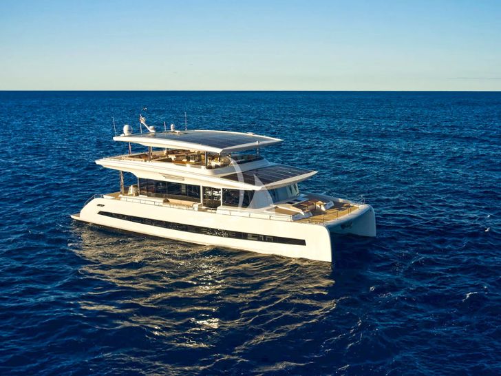 ATRAVERSIA Silent Yacht ATRAVERSIA Silent Yacht