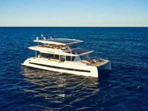 ATRAVERSIA - VisionF E-Cat 80 - 4 Cabins - Cannes - St Tropez - Nice - Antibes - French Riviera ATRAVERSIA - VisionF E-Cat 80 - 4 Cabins - Cannes - St Tropez - Nice - Antibes - French Riviera