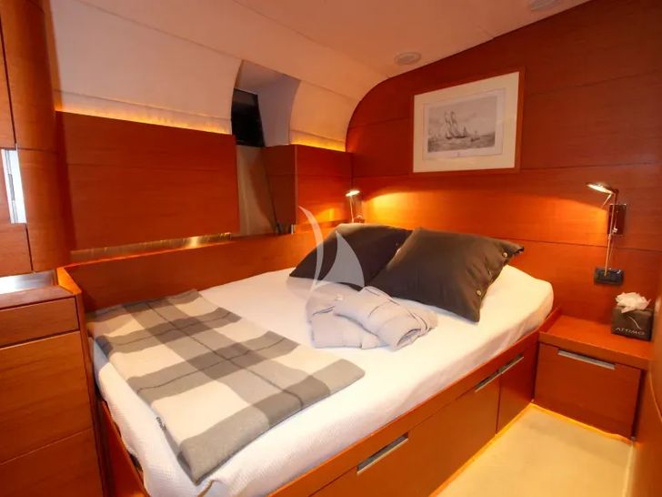 ATTIMO CMN 31m - VIP cabin ATTIMO CMN 31m - VIP cabin
