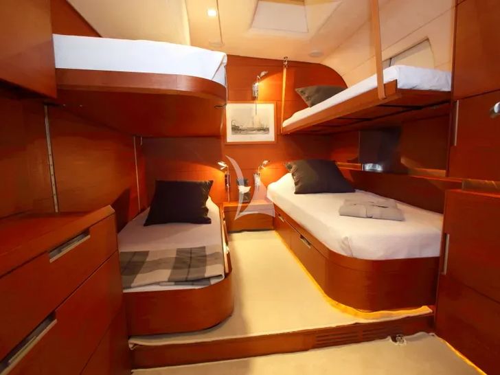 ATTIMO CMN 31m - quad cabin ATTIMO CMN 31m - quad cabin