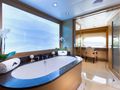 AUDACES - Sunrise Yacht 147,master cabin bath tub