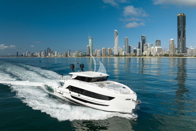 Charter Yacht AURA - Horizon 90 - 5 Cabins - Sydney - Whitsunday Islands - East Coast Australia