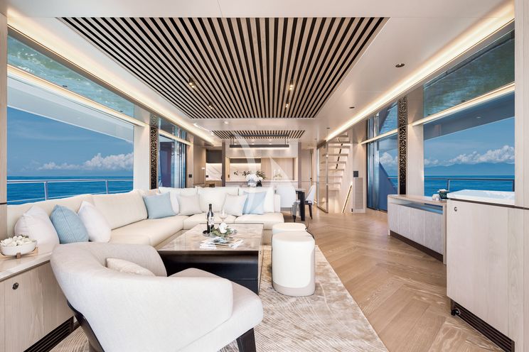 Charter Yacht AURA - Horizon 90 - 5 Cabins - Sydney - Whitsunday Islands - East Coast Australia