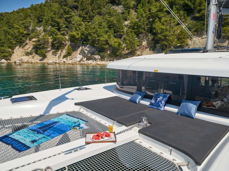 AURA Lagoon 42 aft deck AURA Lagoon 42 aft deck