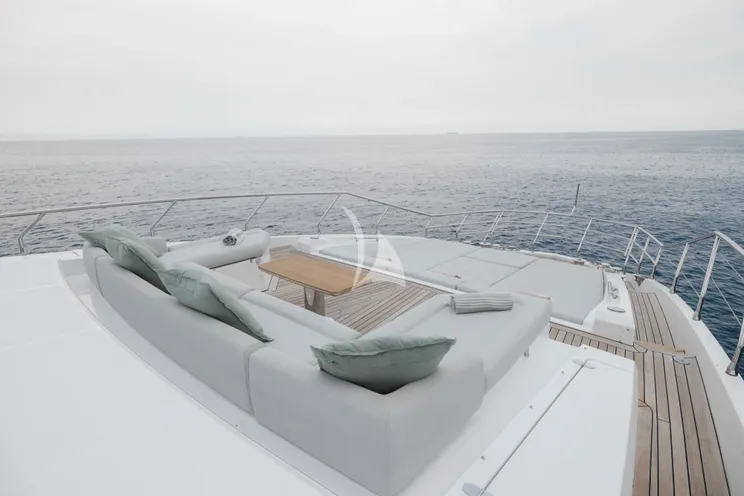 Charter Yacht AURA - Azimut Grande 27m - 5 Cabins - Cannes - Monaco - St Tropez - Nice - Antibes - The French Riviera
