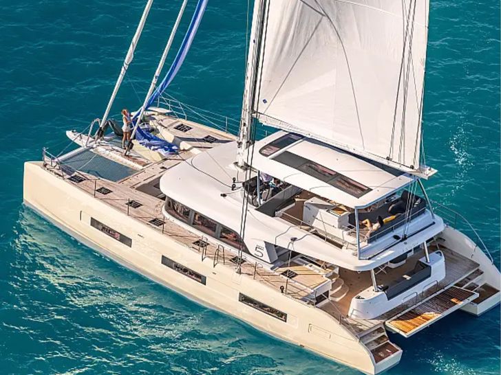 AURA Lagoon Sixty 5 - profile AURA Lagoon Sixty 5 - profile