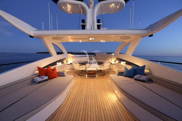 Charter Yacht AURELIA - Heesen 3700 - 4 Cabins - Cannes - St Tropez - Nice - French Riviera - Monaco