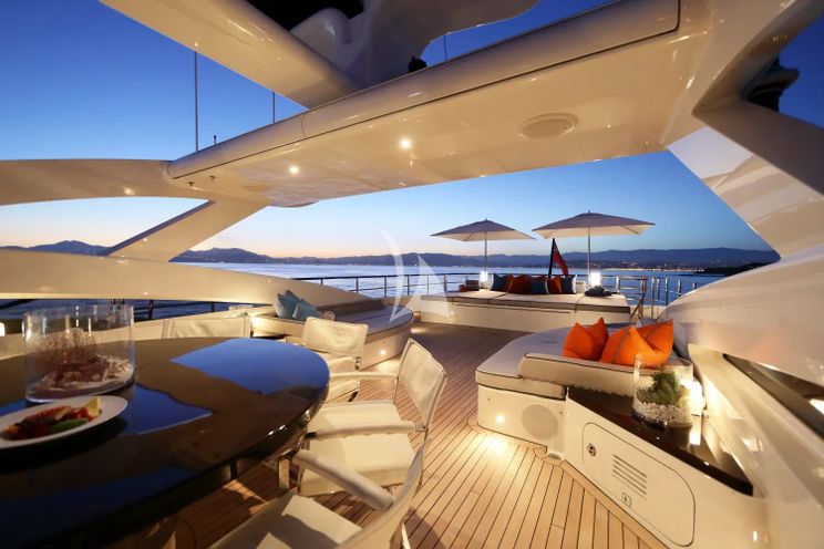 Charter Yacht AURELIA - Heesen 3700 - 4 Cabins - Cannes - St Tropez - Nice - French Riviera - Monaco