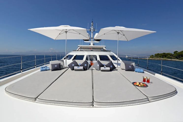 Charter Yacht AURELIA - Heesen 3700 - 4 Cabins - Cannes - St Tropez - Nice - French Riviera - Monaco