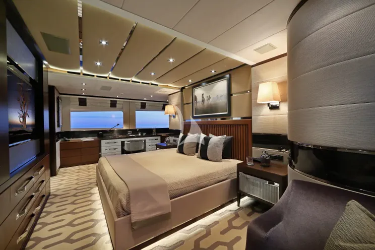 Charter Yacht AURELIA - Heesen 3700 - 4 Cabins - Cannes - St Tropez - Nice - French Riviera - Monaco