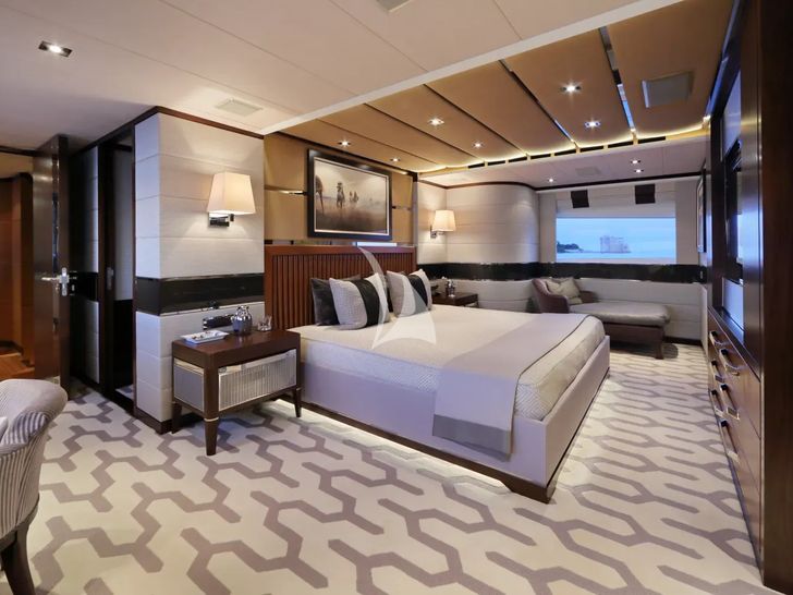AURELIA Heesen 3700 - master cabin AURELIA Heesen 3700 - master cabin