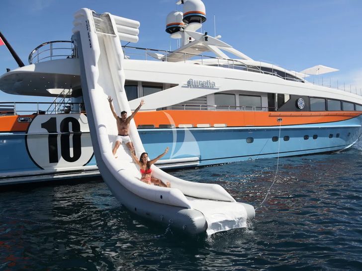 AURELIA Heesen 3700 - water slide AURELIA Heesen 3700 - water slide
