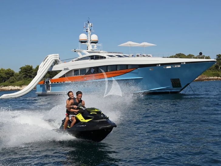 AURELIA Heesen 3700 - with the jet ski AURELIA Heesen 3700 - with the jet ski