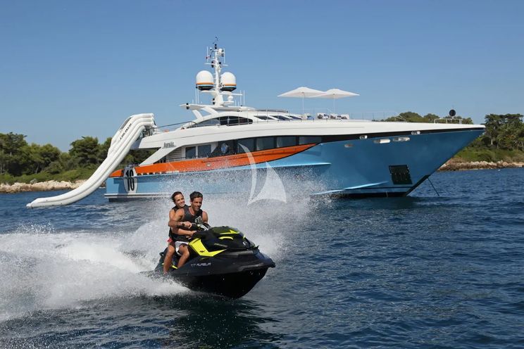 Charter Yacht AURELIA - Heesen 3700 - 4 Cabins - Cannes - St Tropez - Nice - French Riviera - Monaco