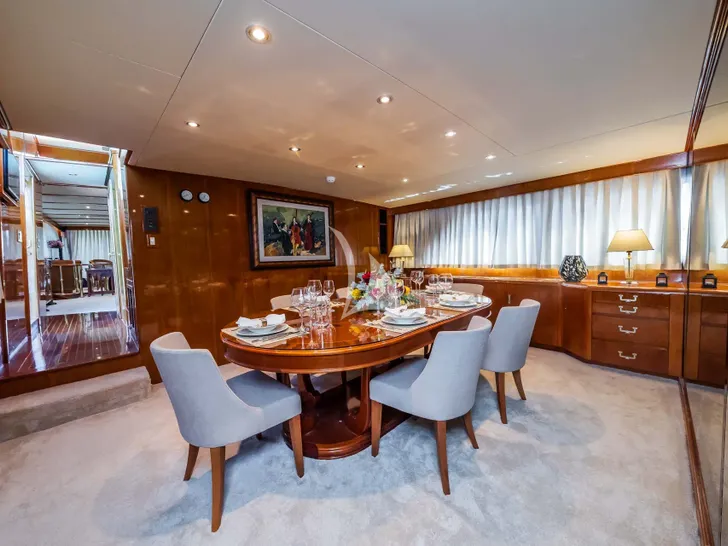 AURIANE Broward Marine 30m - indoor dining area AURIANE Broward Marine 30m - indoor dining area