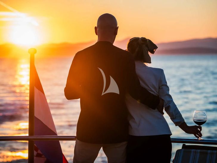 AURIANE Broward Marine 30m - romatic sunset AURIANE Broward Marine 30m - romatic sunset