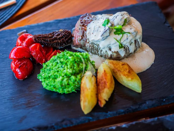 AURIANE Broward Marine 30m - sample dish 2 AURIANE Broward Marine 30m - sample dish 2