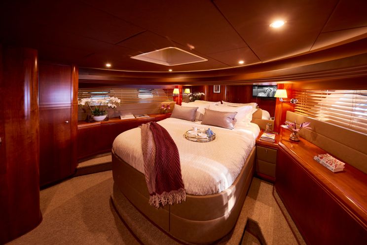 Charter Yacht AURORA - Moonen 84 - 4 Cabins - Sydney - Whitsundays - Australia