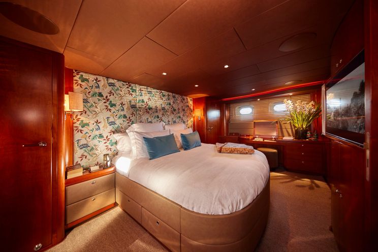 Charter Yacht AURORA - Moonen 84 - 4 Cabins - Sydney - Whitsundays - Australia