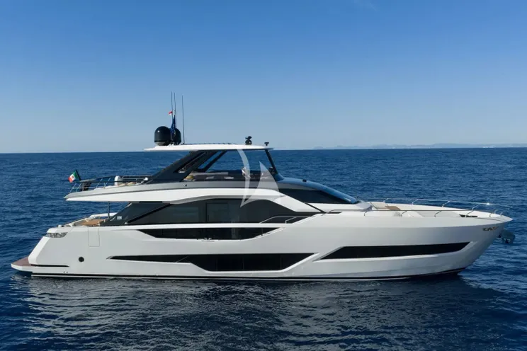 Charter Yacht AURORE - Ferretti 800 - 4 Cabins - Antibes - Cannes - Nice - St Tropez - French Riviera
