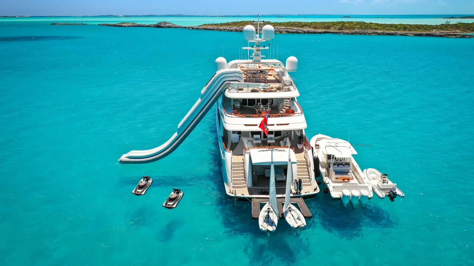Charter Yacht AVALON - Delta Marine 46m - 5 Cabins - Nassau - Exumas - Bahamas