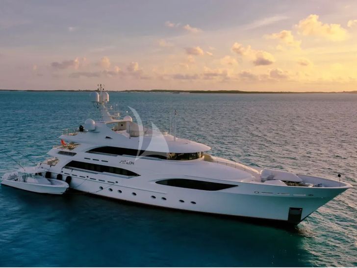 AVALON Delta Marine 46m - anchored under the sunset AVALON Delta Marine 46m - anchored under the sunset