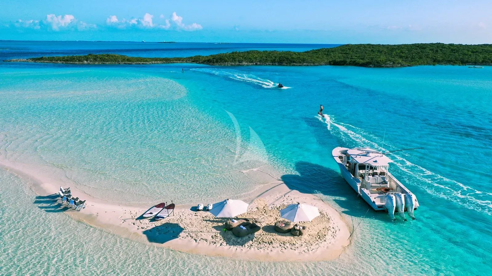 Charter Yacht AVALON - Delta Marine 46m - 5 Cabins - Nassau - Exumas - Bahamas