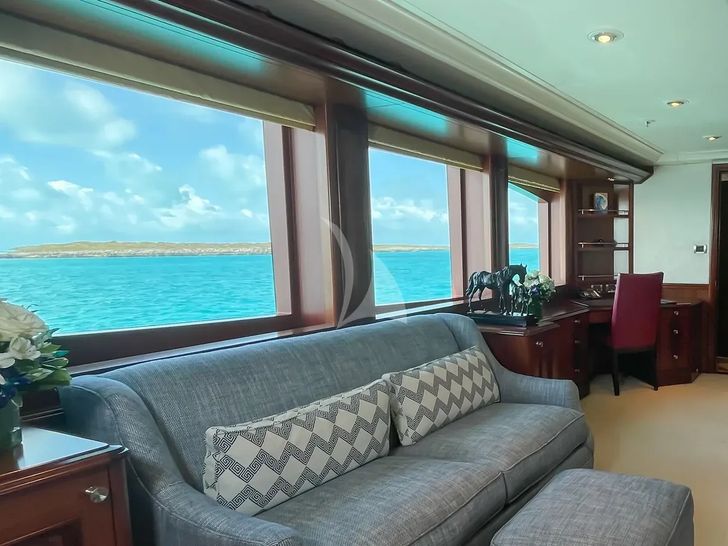 AVALON Delta Marine 46m - master cabin lounge AVALON Delta Marine 46m - master cabin lounge