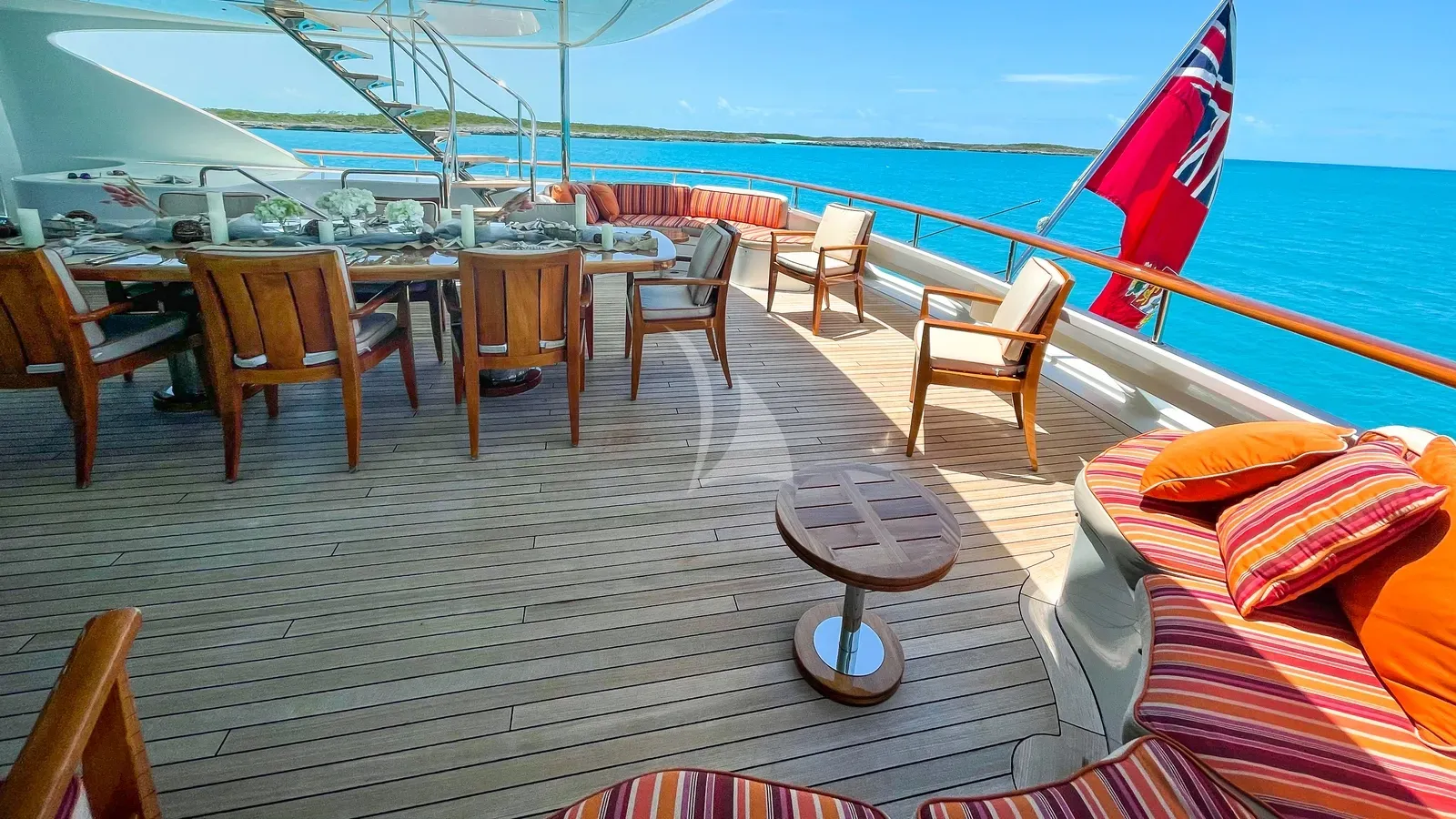 Charter Yacht AVALON - Delta Marine 46m - 5 Cabins - Nassau - Exumas - Bahamas