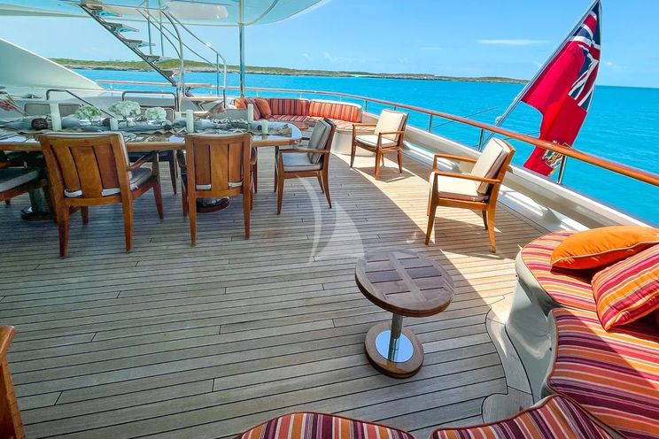 Charter Yacht AVALON - Delta Marine 46m - 5 Cabins - Nassau - Exumas - Bahamas