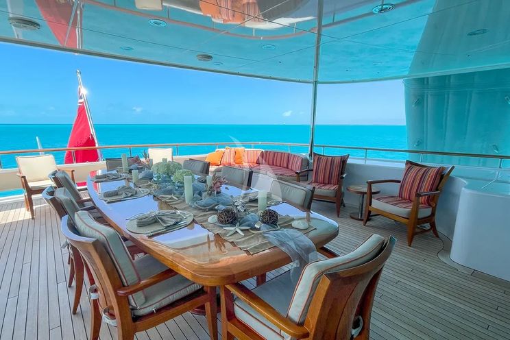 Charter Yacht AVALON - Delta Marine 46m - 5 Cabins - Nassau - Exumas - Bahamas