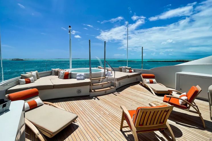 Charter Yacht AVALON - Delta Marine 46m - 5 Cabins - Nassau - Exumas - Bahamas