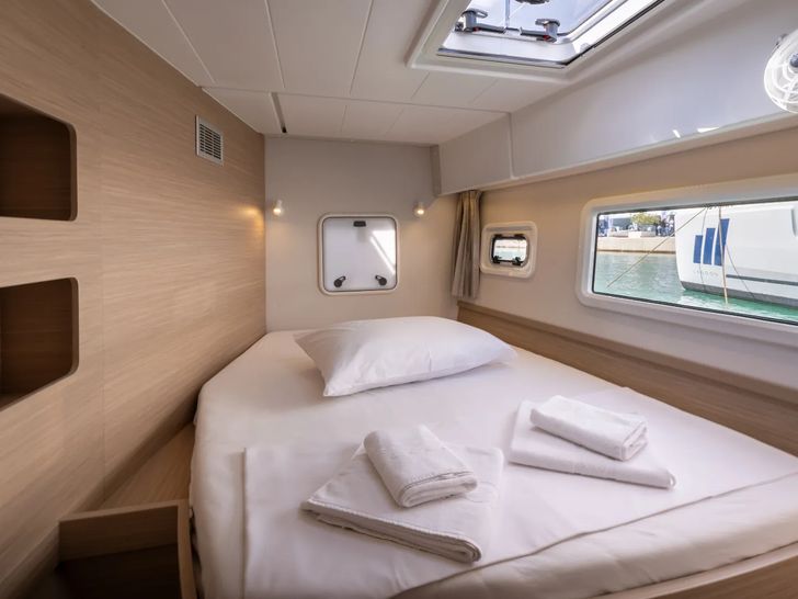 AVENTUS Lagoon 42 - cabin 1 AVENTUS Lagoon 42 - cabin 1