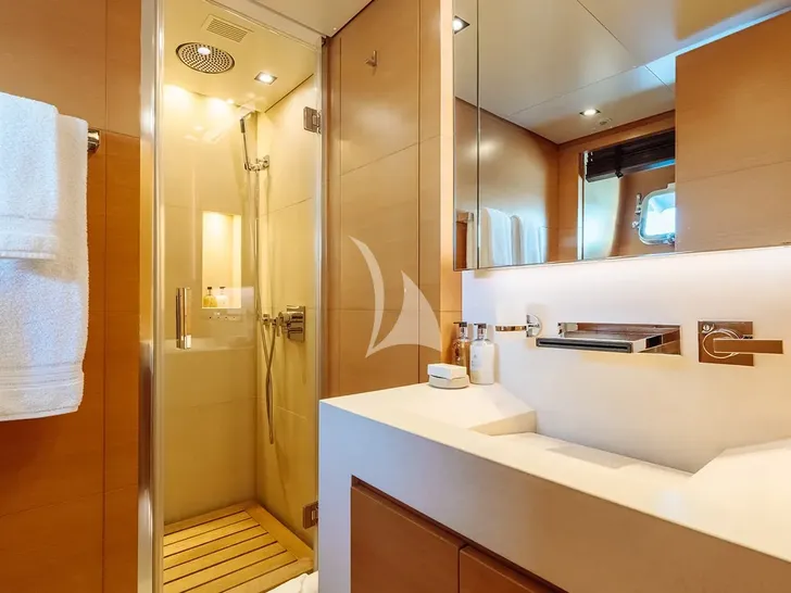 AWAY Sanlorenzo SD122 - VIP cabin 1 bathroom AWAY Sanlorenzo SD122 - VIP cabin 1 bathroom